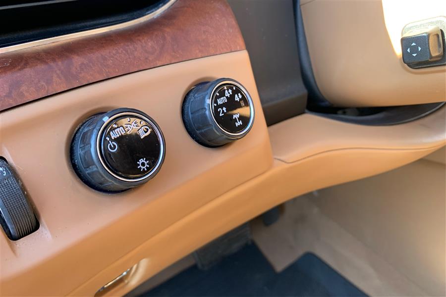 2016 Cadillac Escalade 4WD 4dr Platinum photo