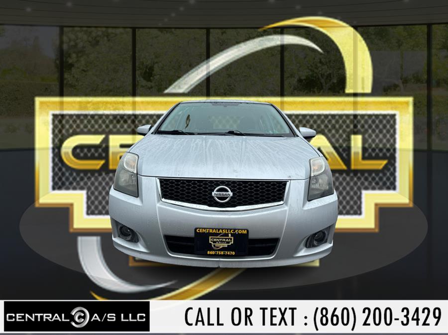 2011 Nissan Sentra 2.0 photo