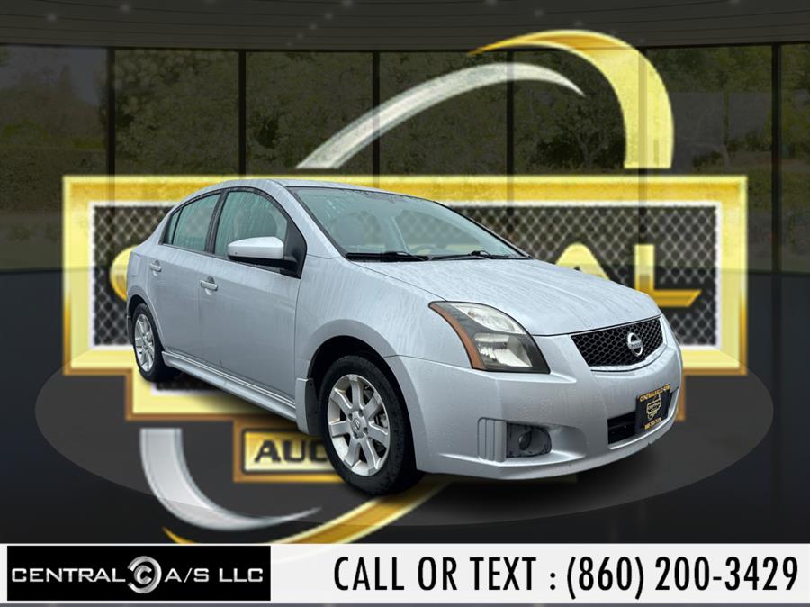 2011 Nissan Sentra 2.0 photo