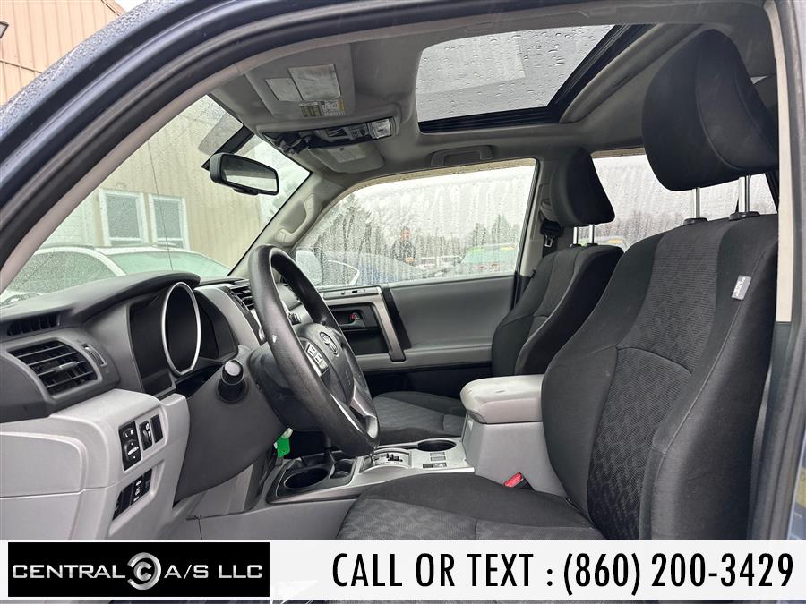 2011 Toyota 4Runner SR5 photo