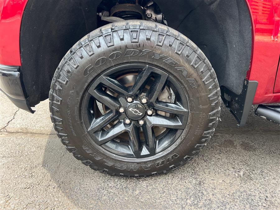 2019 Chevrolet Silverado 1500 4WD Crew Cab 147