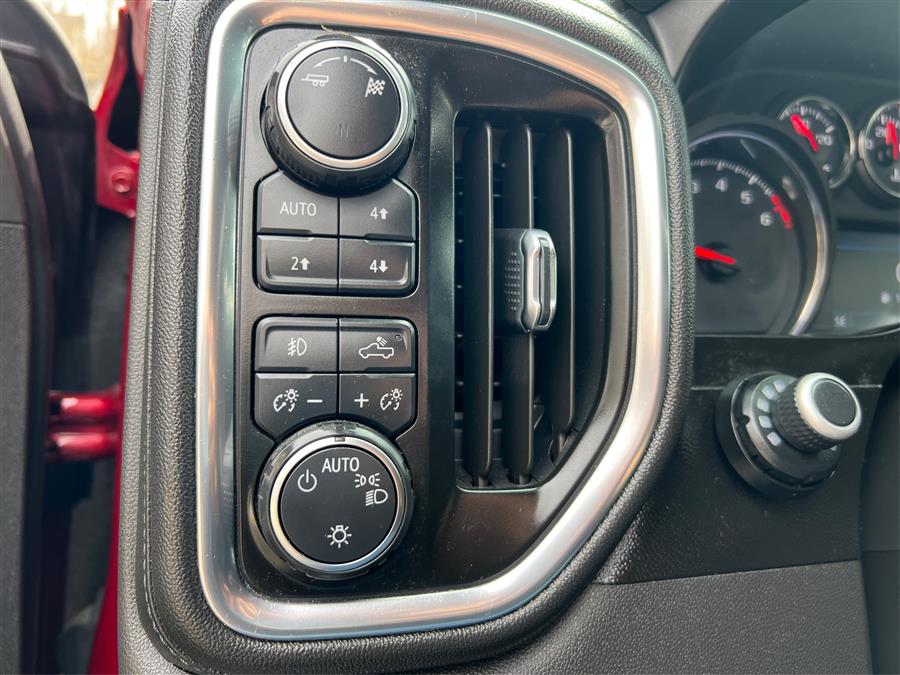 2019 Chevrolet Silverado 1500 4WD Crew Cab 147