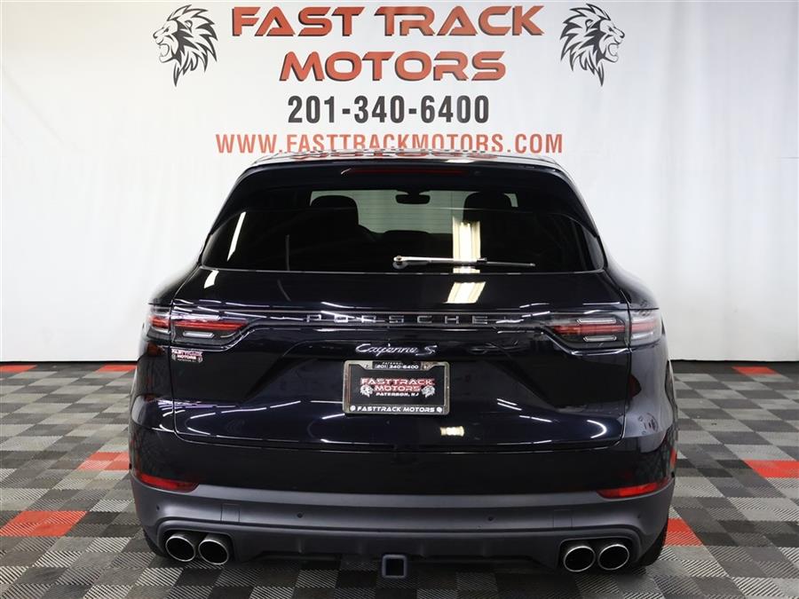 2019 Porsche Cayenne S photo