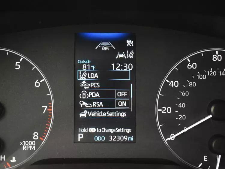 2024 Toyota Corolla LE Sedan 4D photo
