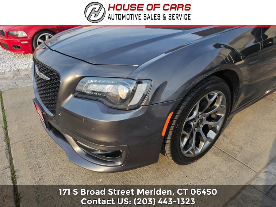 2018 Chrysler 300 300S RWD photo