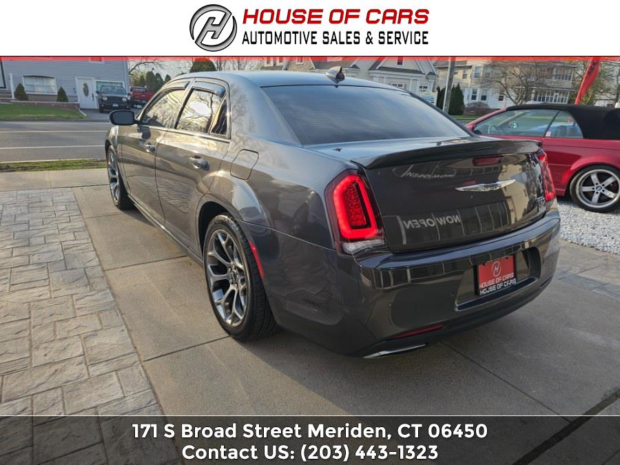 2018 Chrysler 300 300S RWD photo