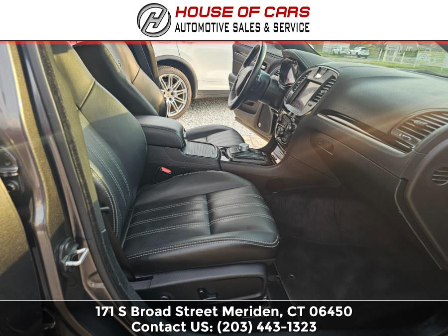 2018 Chrysler 300 300S RWD photo