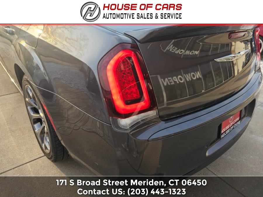 2018 Chrysler 300 300S RWD photo