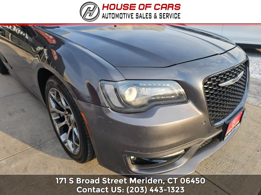 2018 Chrysler 300 300S RWD photo