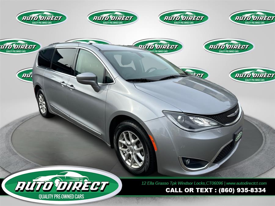 2020 Chrysler Pacifica Touring L FWD photo