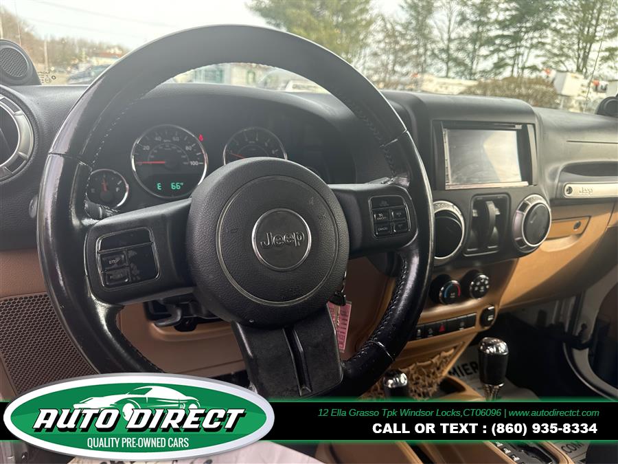 2011 Jeep Wrangler Sahara photo