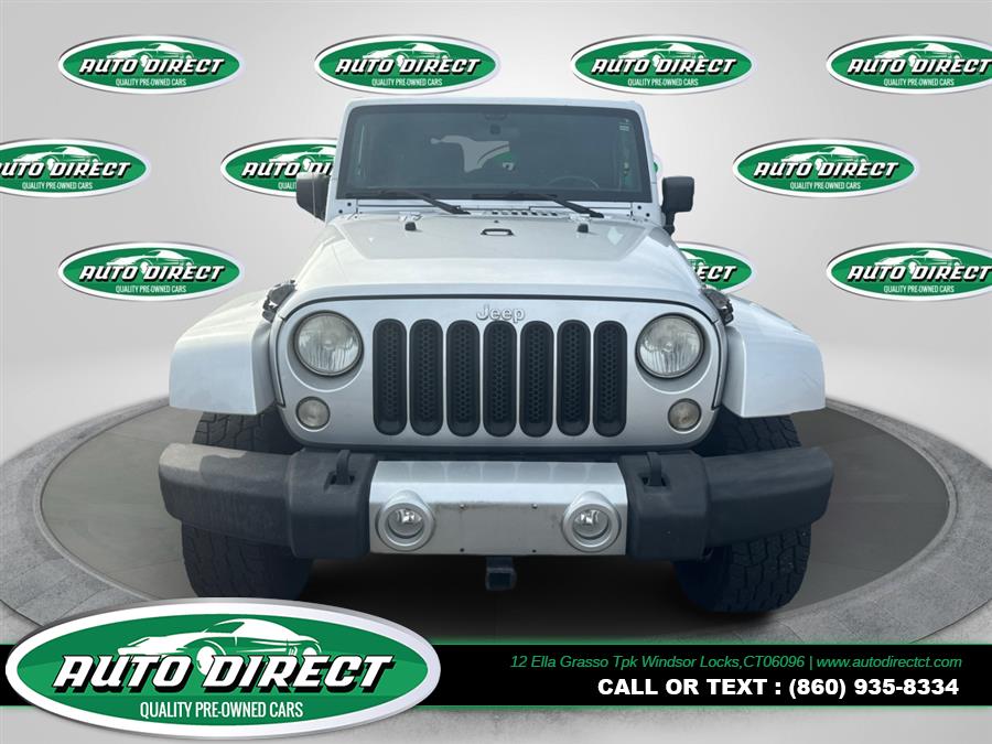 2011 Jeep Wrangler Sahara photo