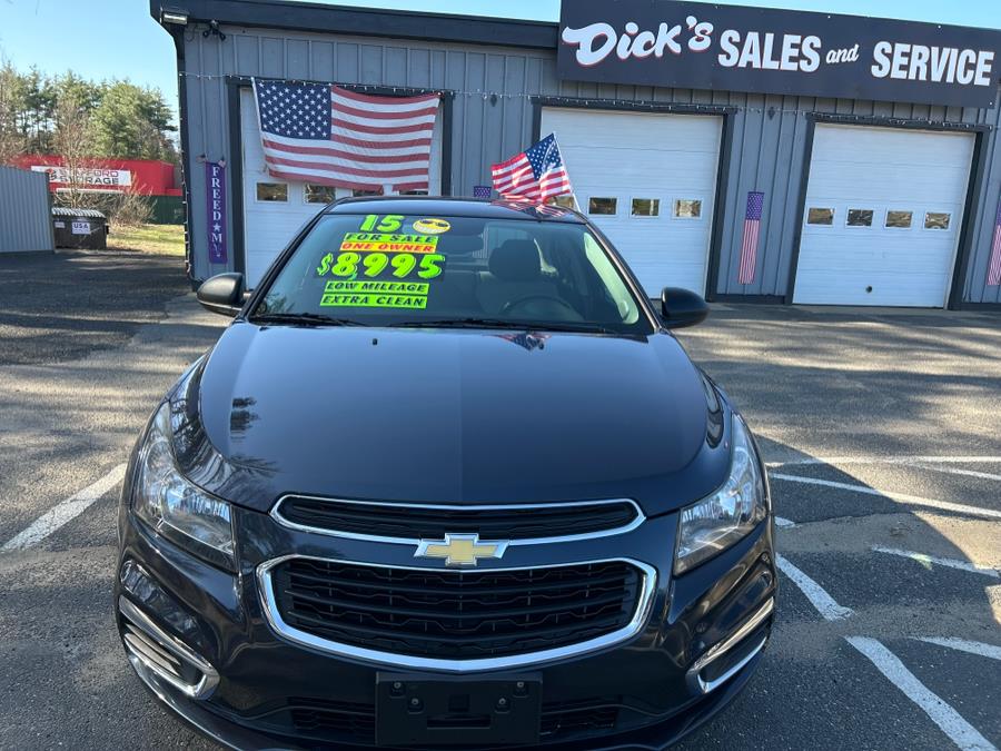 2015 Chevrolet Cruze 4dr Sdn Auto LS photo