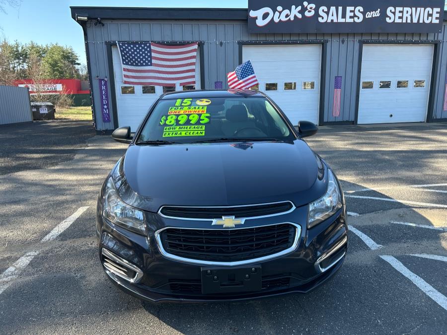 2015 Chevrolet Cruze 4dr Sdn Auto LS photo