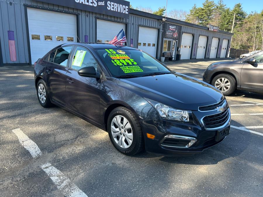 2015 Chevrolet Cruze 4dr Sdn Auto LS photo