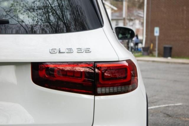 2023 Mercedes-Benz GLB AMG GLB 35 photo