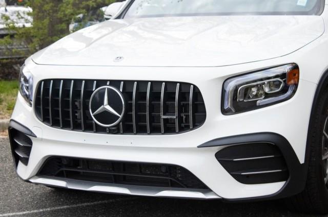 2023 Mercedes-Benz GLB AMG GLB 35 photo