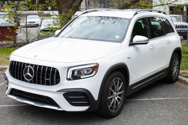 2023 Mercedes-Benz GLB AMG GLB 35 photo
