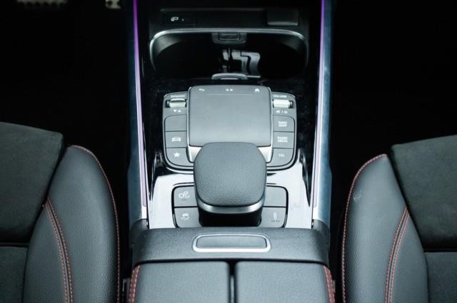 2023 Mercedes-Benz GLB AMG GLB 35 photo
