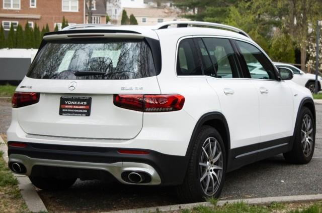 2023 Mercedes-Benz GLB AMG GLB 35 photo
