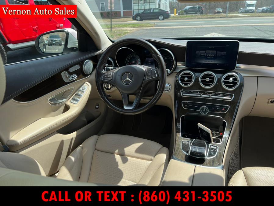 2015 Mercedes-Benz C-Class 4dr Sdn C 300 Luxury 4MATIC photo