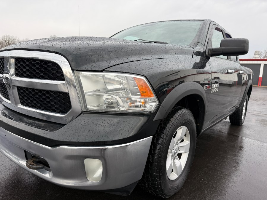 2015 RAM 1500 4WD Quad Cab 140.5