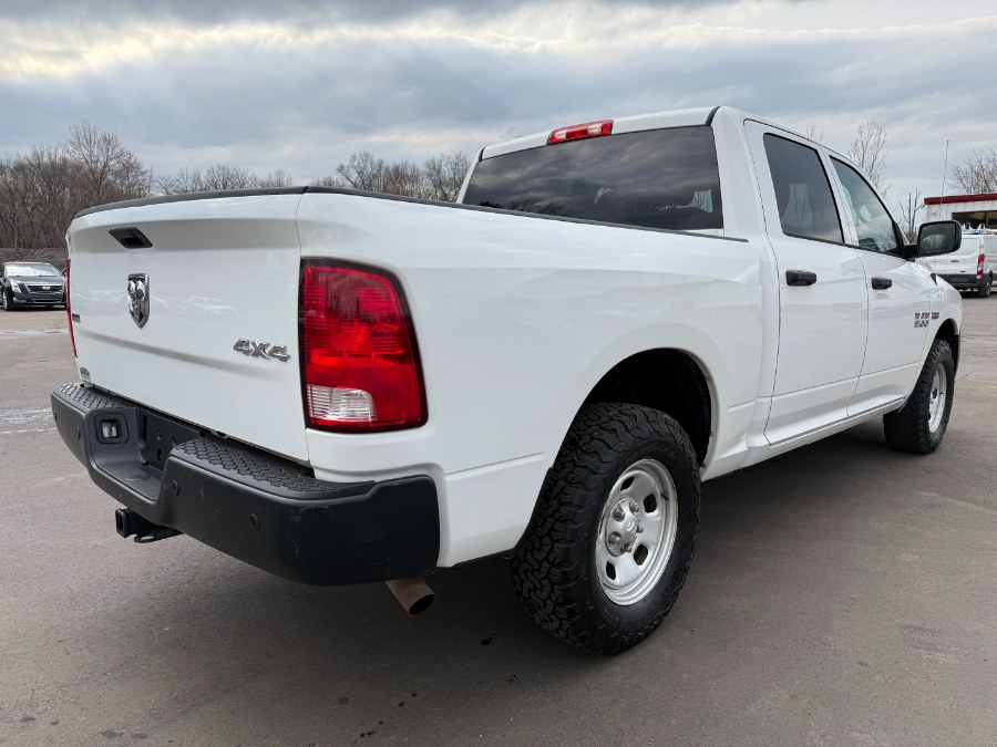 2016 RAM 1500 4WD Crew Cab 140.5