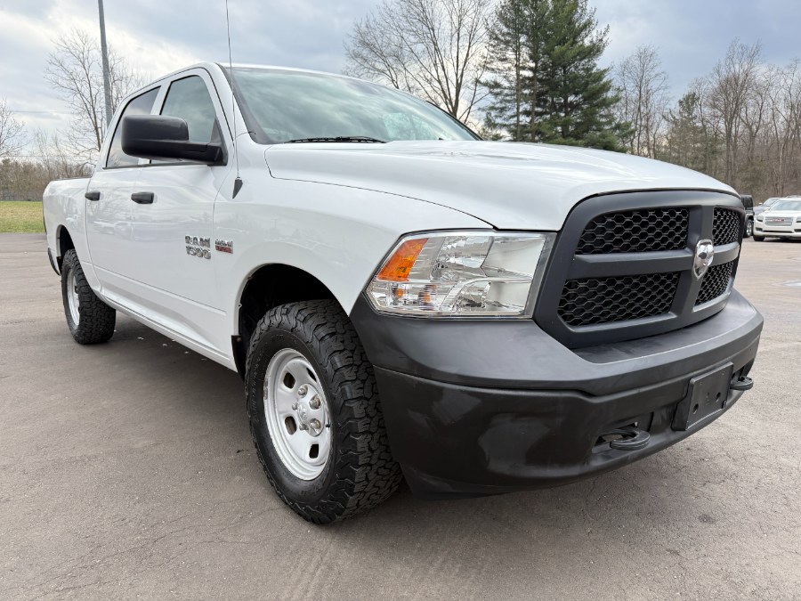 2016 RAM 1500 4WD Crew Cab 140.5