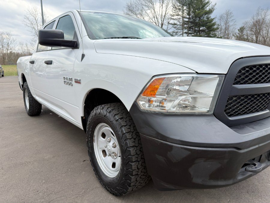 2016 RAM 1500 4WD Crew Cab 140.5