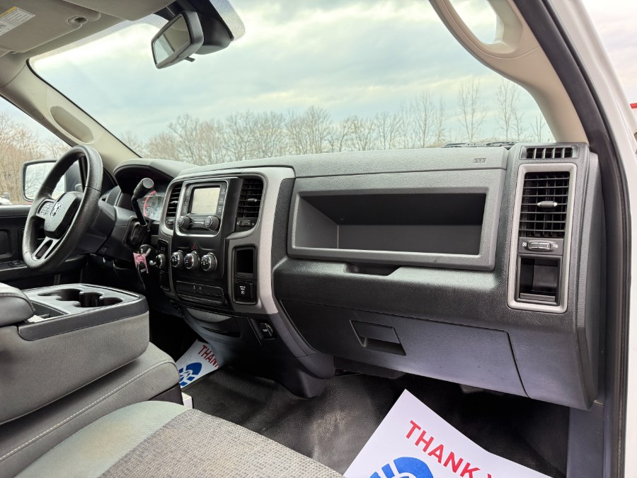 2016 RAM 1500 4WD Crew Cab 140.5