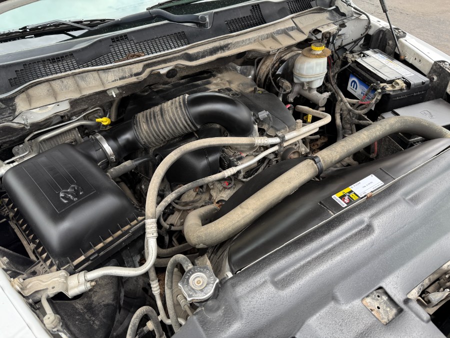 2016 RAM 1500 4WD Crew Cab 140.5