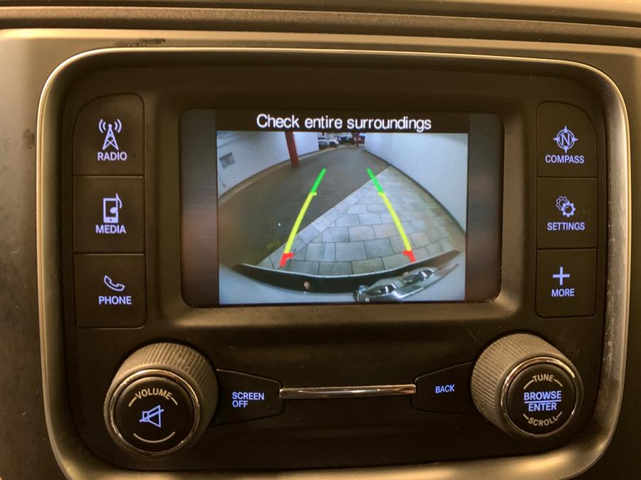 2017 RAM 1500 Express 4x4 Crew Cab 5''7