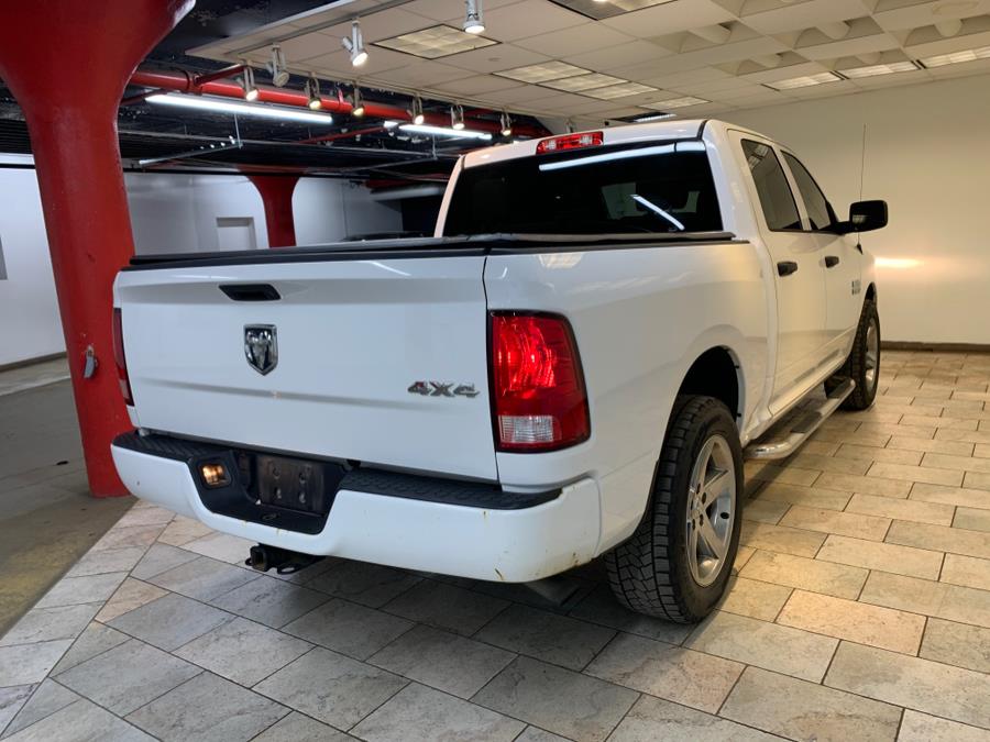 2017 RAM 1500 Express 4x4 Crew Cab 5''7