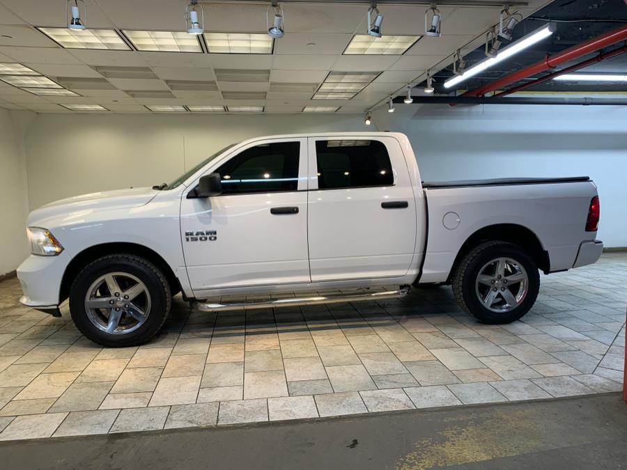 2017 RAM 1500 Express 4x4 Crew Cab 5''7