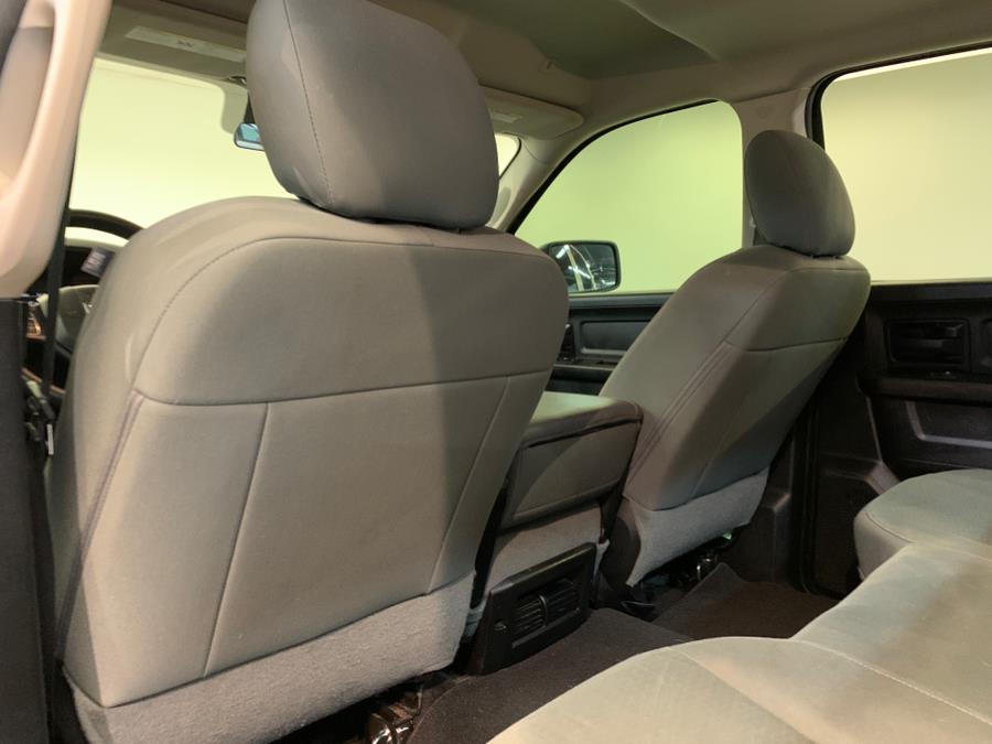 2017 RAM 1500 Express 4x4 Crew Cab 5''7