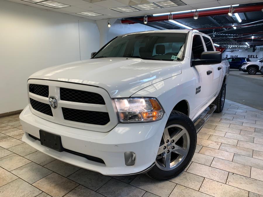 2017 RAM 1500 Express 4x4 Crew Cab 5''7