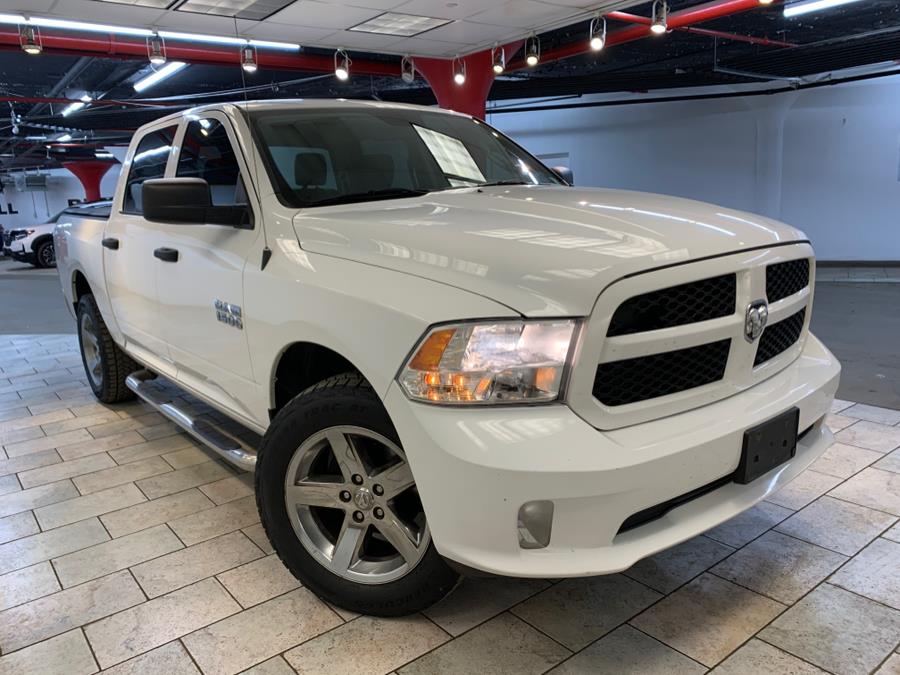 2017 RAM 1500 Express 4x4 Crew Cab 5''7