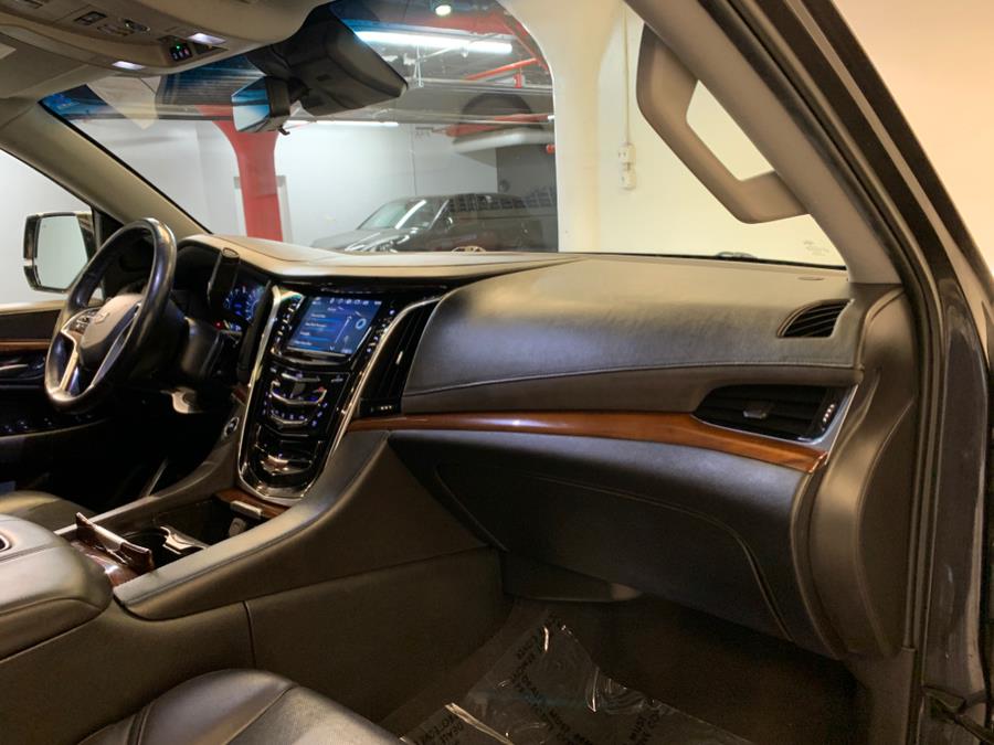2018 Cadillac Escalade 4WD 4dr Premium Luxury photo