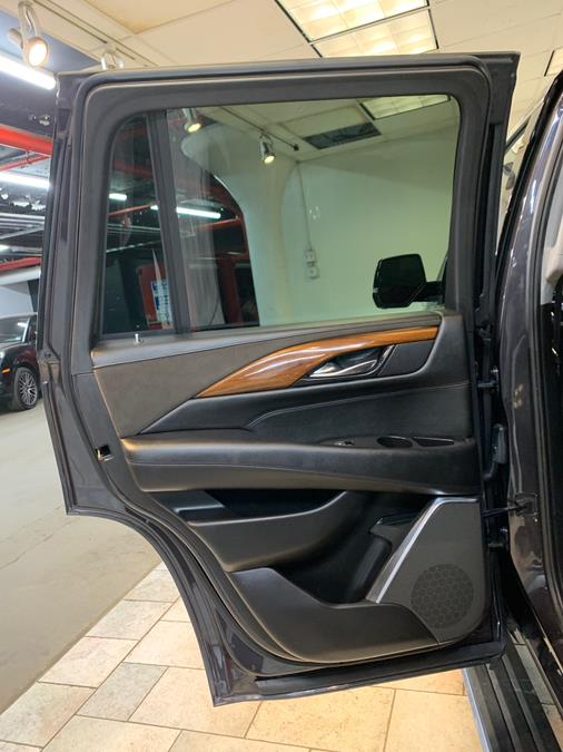 2018 Cadillac Escalade 4WD 4dr Premium Luxury photo