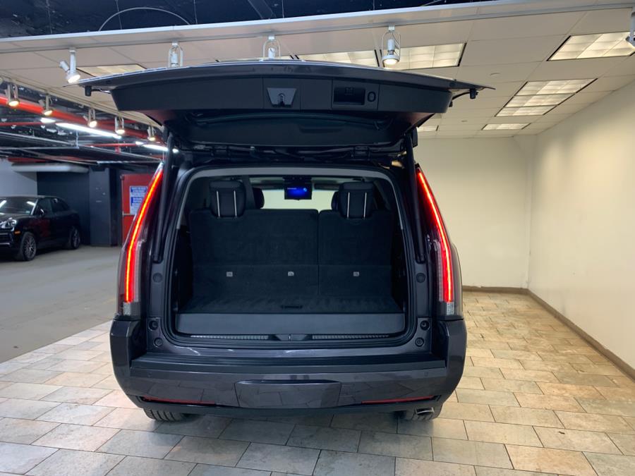 2018 Cadillac Escalade 4WD 4dr Premium Luxury photo
