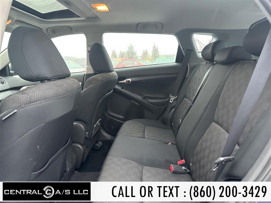 2009 Pontiac Vibe AWD photo