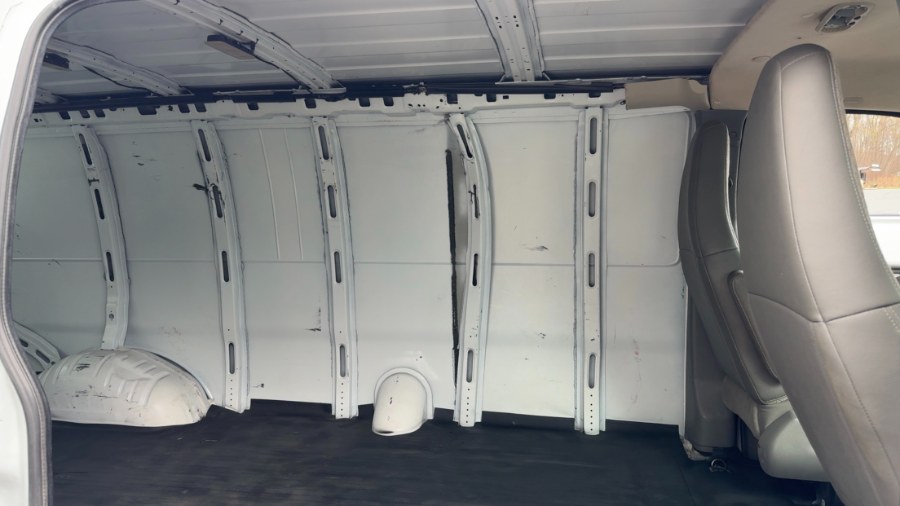 2019 Chevrolet Express Cargo Van RWD 3500 155