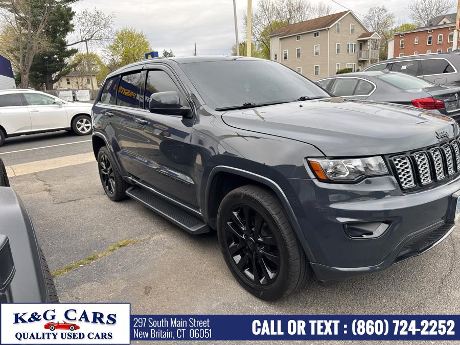 2017 Jeep Grand Cherokee Laredo 4x4 photo