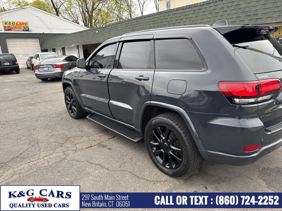 2017 Jeep Grand Cherokee Laredo 4x4 photo