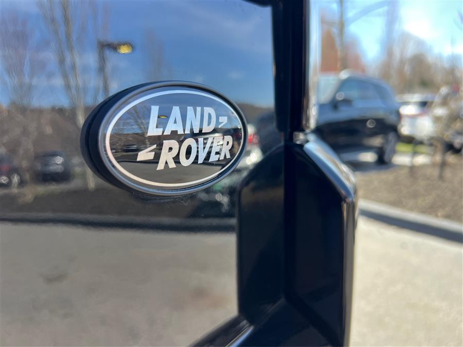 2019 Land Rover Range Rover Evoque 5 Door SE Premium photo
