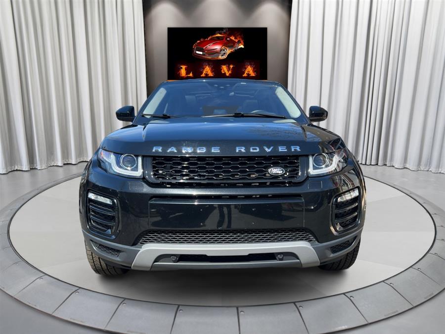 2019 Land Rover Range Rover Evoque 5 Door SE Premium photo