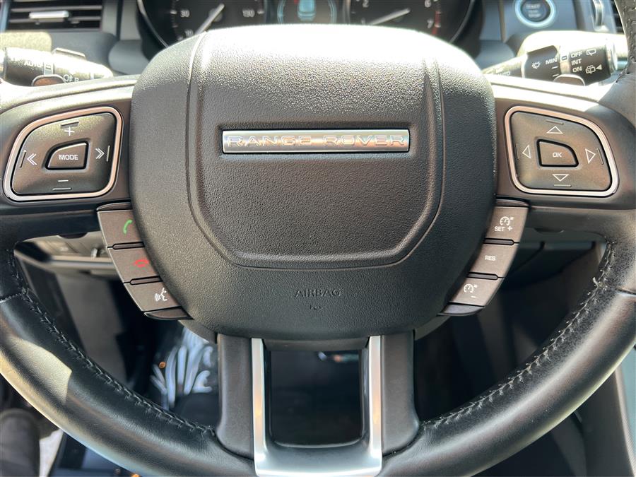 2019 Land Rover Range Rover Evoque 5 Door SE Premium photo