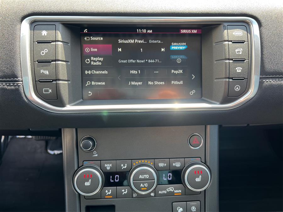 2019 Land Rover Range Rover Evoque 5 Door SE Premium photo