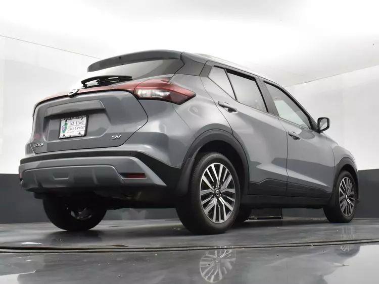 2021 Nissan Kicks SV Sport Utility 4D photo