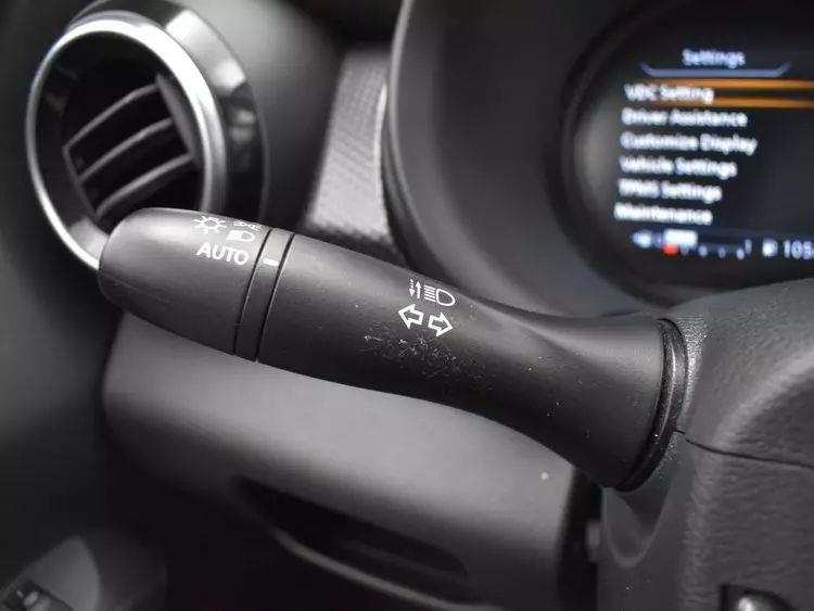 2021 Nissan Kicks SV Sport Utility 4D photo